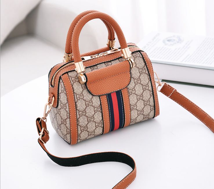 Wide Silver High Quality Bolsos PARA Mujeres De Marca Girls Female Bags -  China Handbags AAA and Bags Factory price | Made-in-China.com