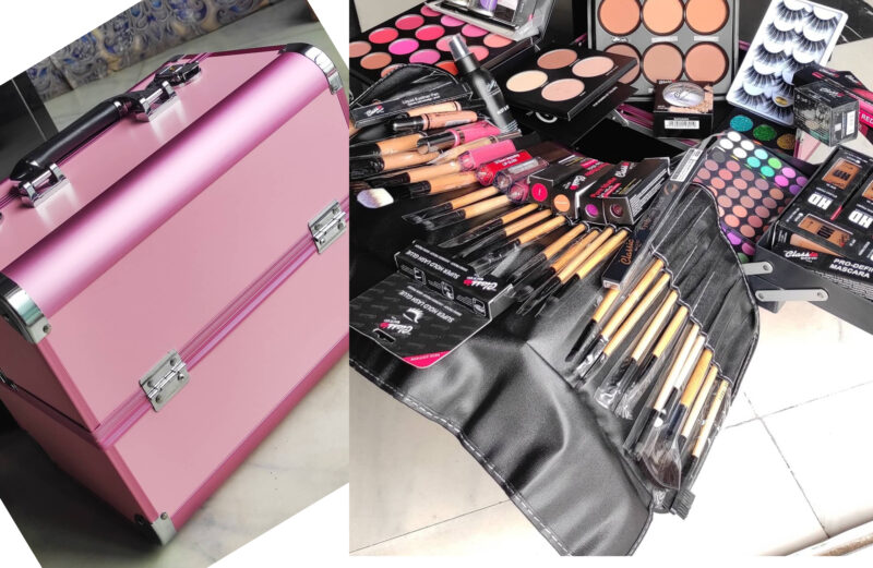 Super Professional Makeup Artist Kit