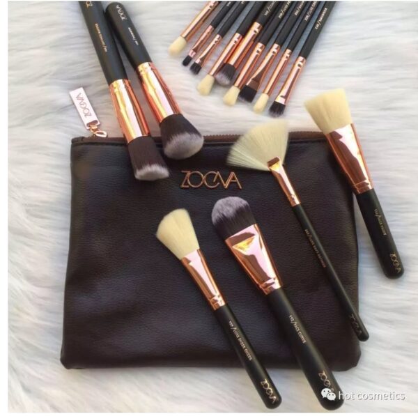 Zoeva 15 Pieces Makeup Brush Set With Bag