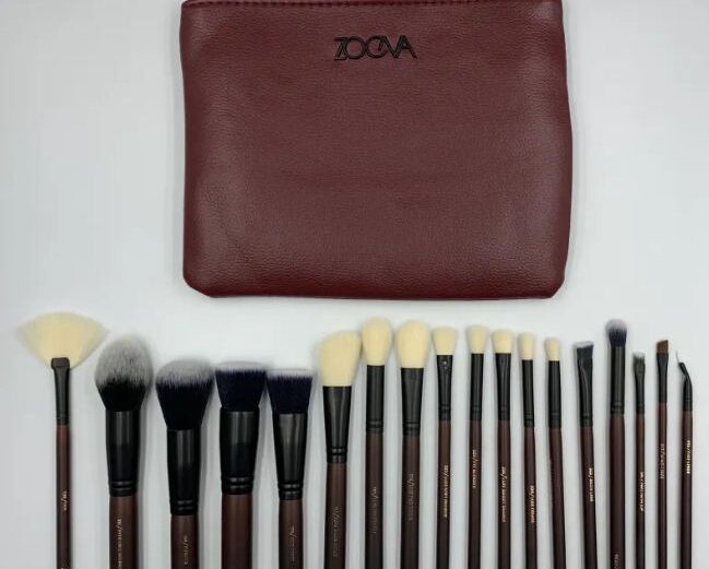 Zoeva 18 Pieces Makeup Brush Set With Bag