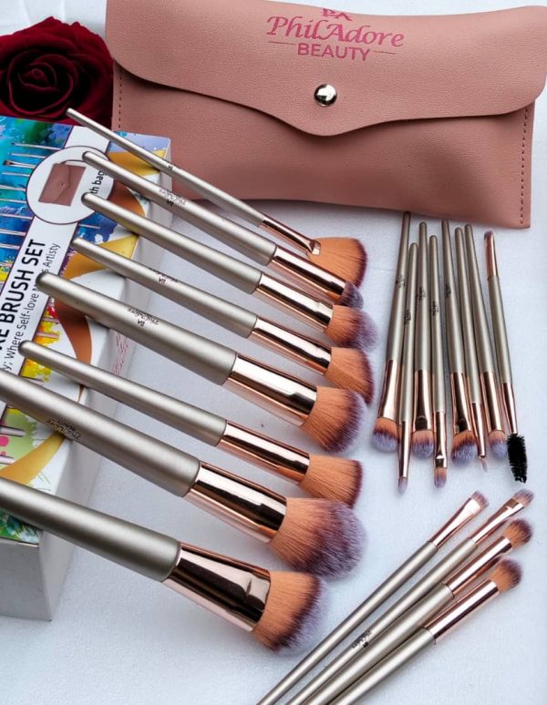 PhilAdore Beauty 20 Pieces Luxe Brush Set