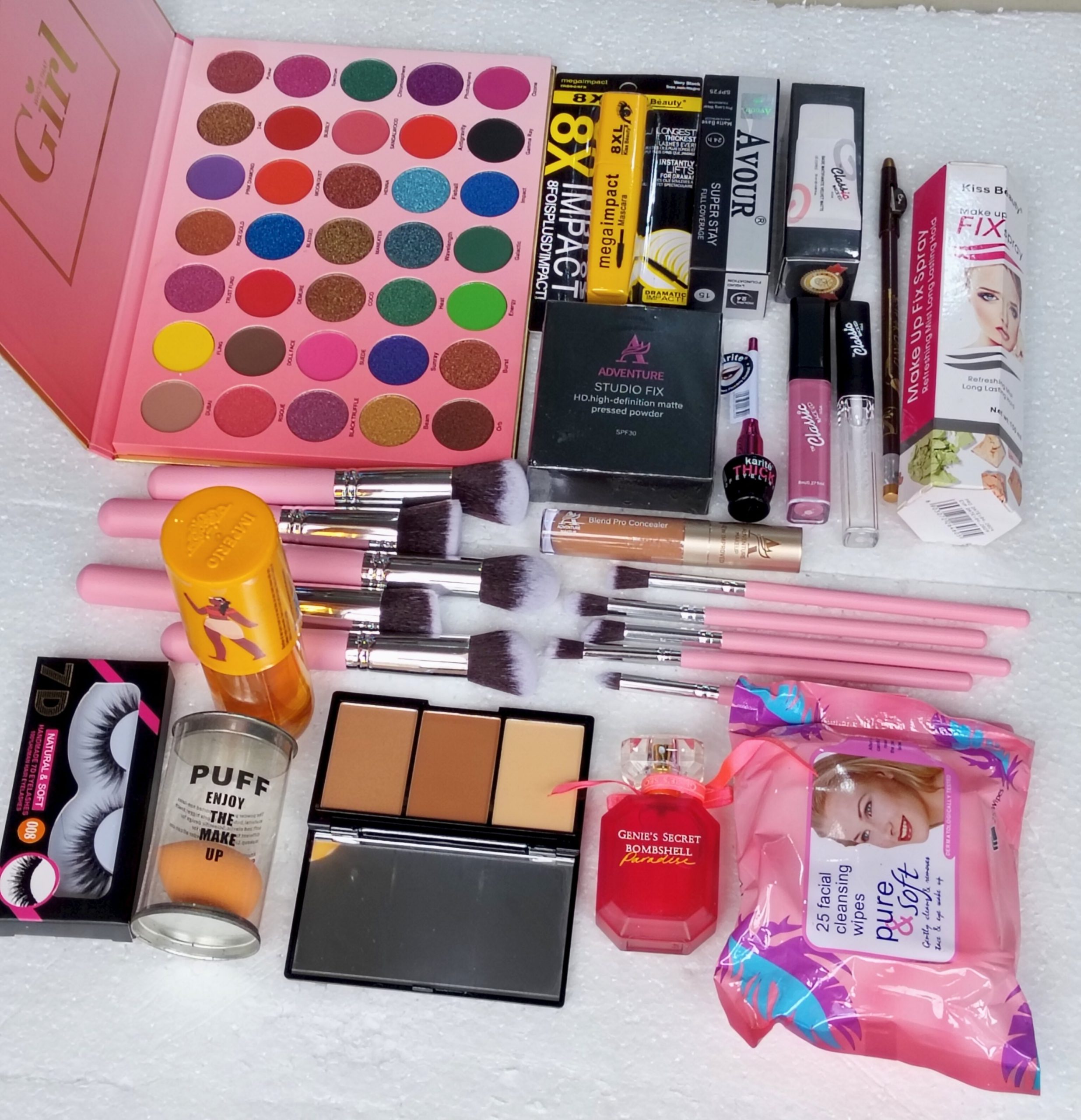 Glow Beauty Kit + FREE Lasgidi Body Mist & Lashes - Image 2