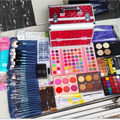 Beginners Professional Makeup Kit - Collection B